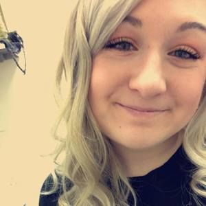 Meet your Posher, Casey